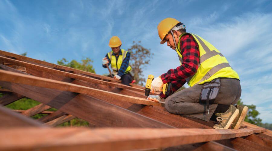 Professional gutter cleaning in Maple Springs, NY